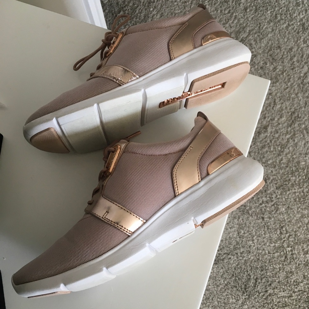 Michael Kors, Rose, gold and light, pink sneakers